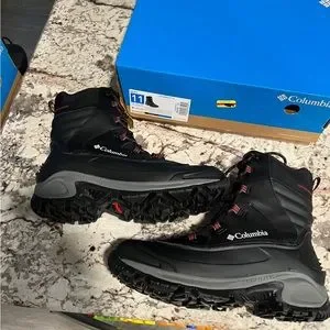Brand New Columbia Bugaboot III Boots Men’s Size 11 Black Waterproof BM5980-010 Amazon.com | Columbia Mens Bugaboot III Waterproof Snow Boot  main image 2